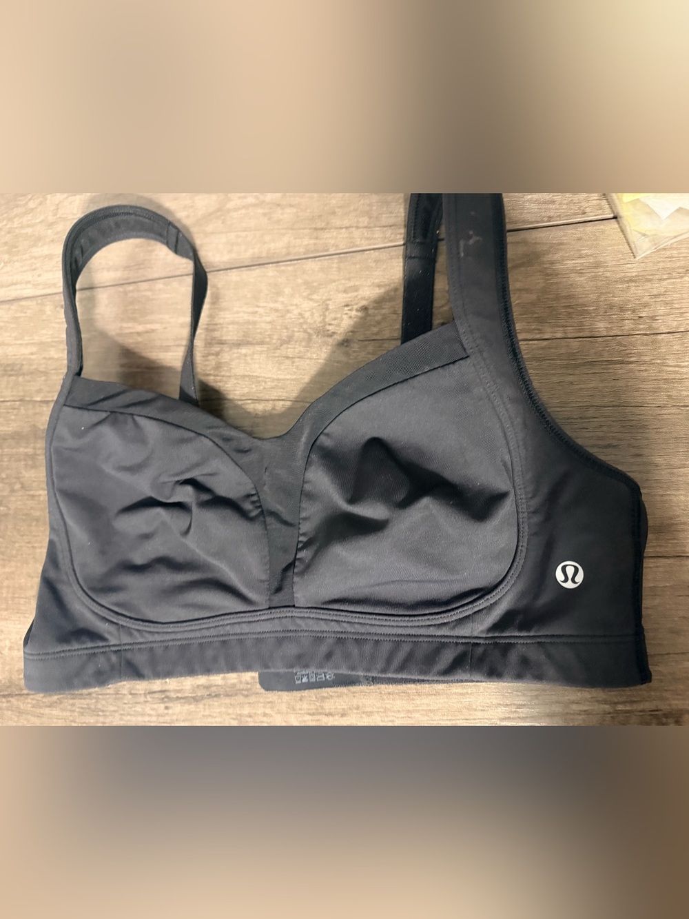 Lululemon Women's Black Sports Bra Size 36D